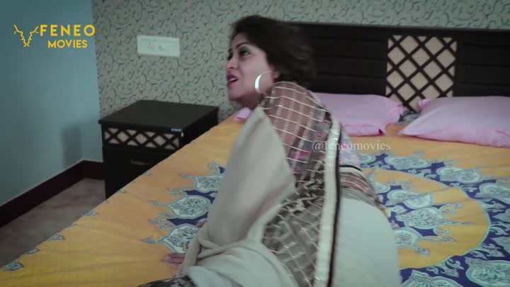 Screenshot Of Sauda Bhabhi (2020) Hindi Season 01 Episodes 02 Feneo WEB Series