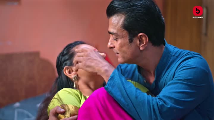 Screenshot Of Thand Ka Maza (2024) Hindi Season 01 Part 01 Bigshots WEB Series